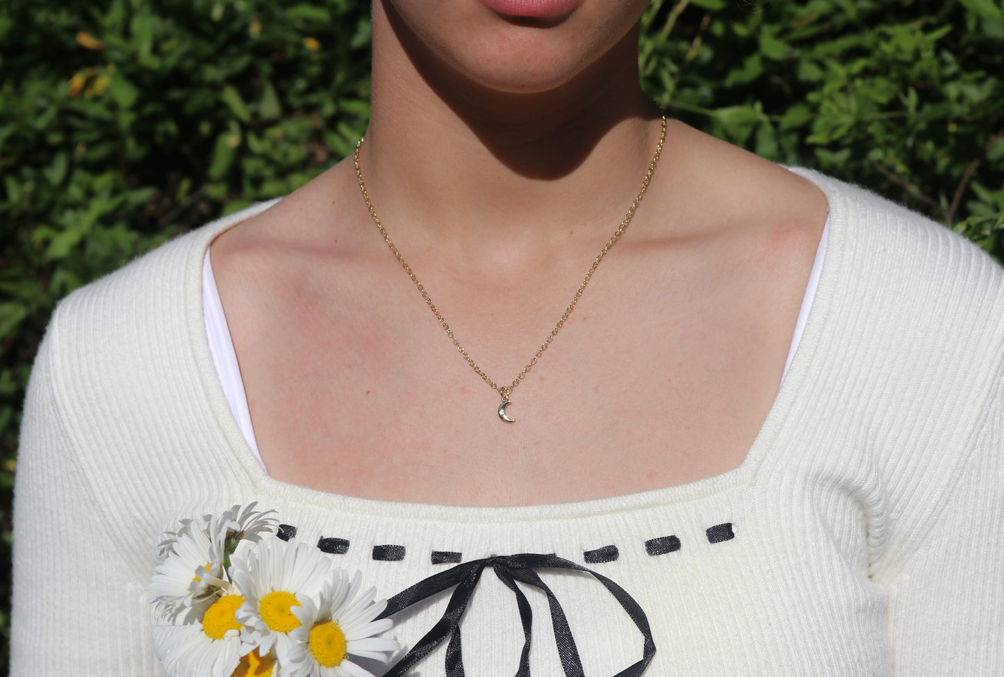 Dainty moon necklace