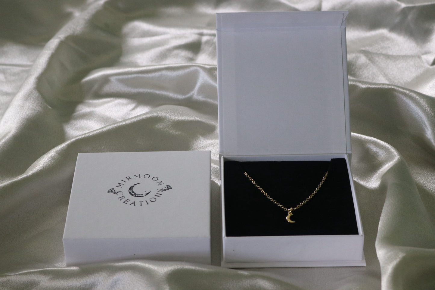 Mother of Pearl Sunburst Mystical Gold Paperclip Charm Necklace